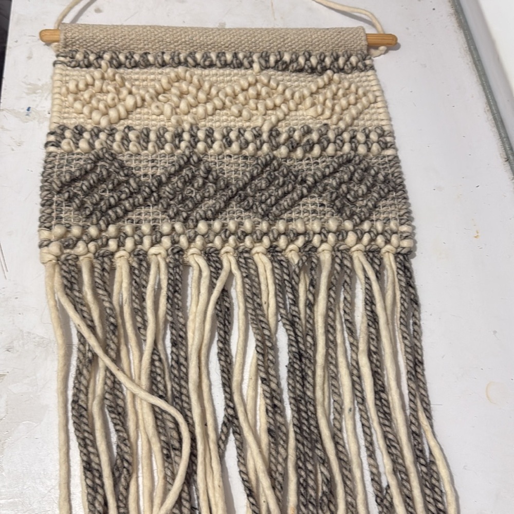 Fringed Wall Weave